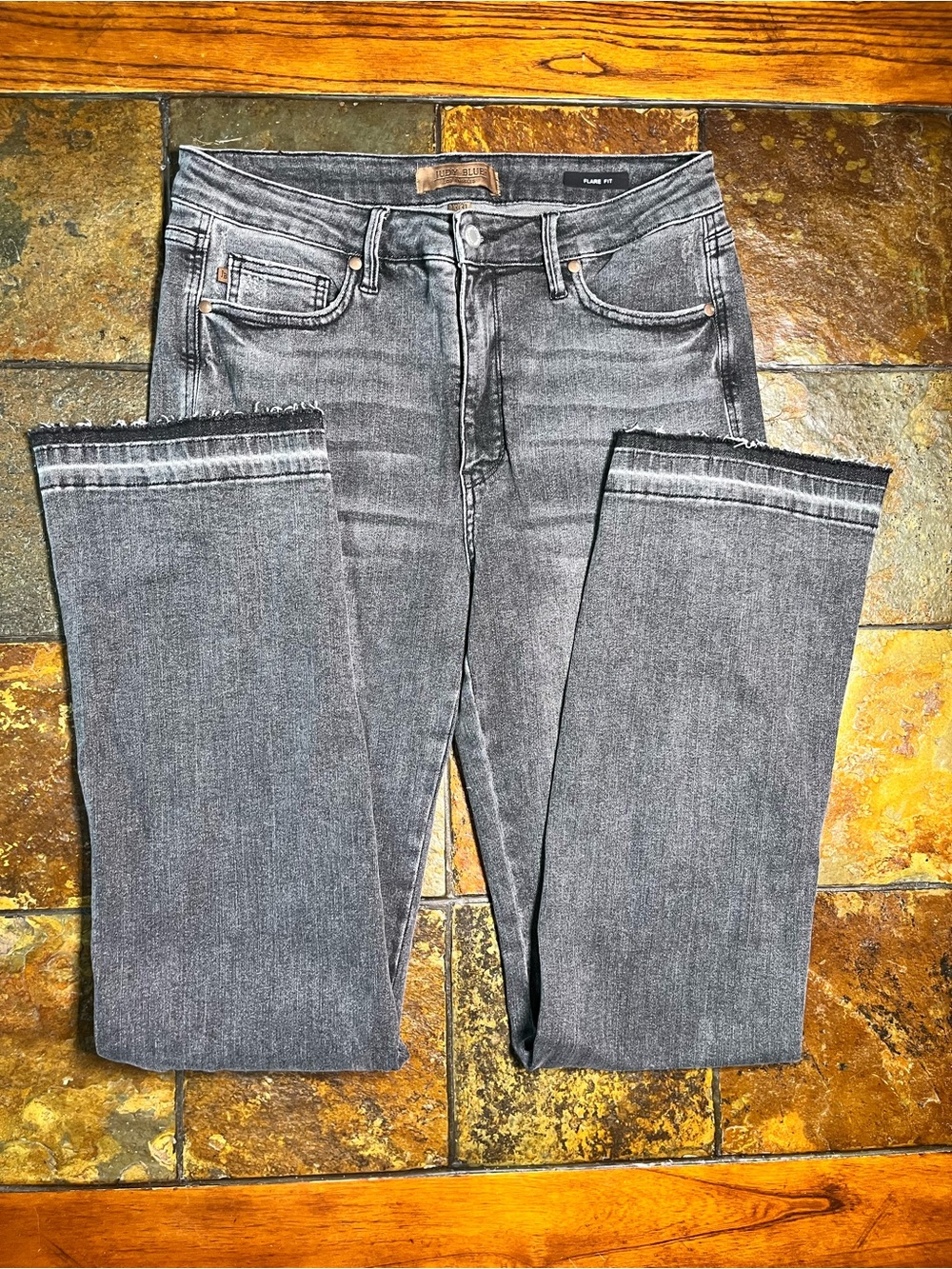 Judy Blue Grey Frayed Hem Flare Leg Jeans-Size 13/31